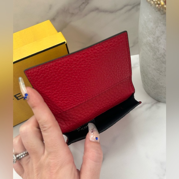 🔥NEW! RARE! FENDI•FF Pebbled Leather Flap Card Holder - Picture 5 of 6